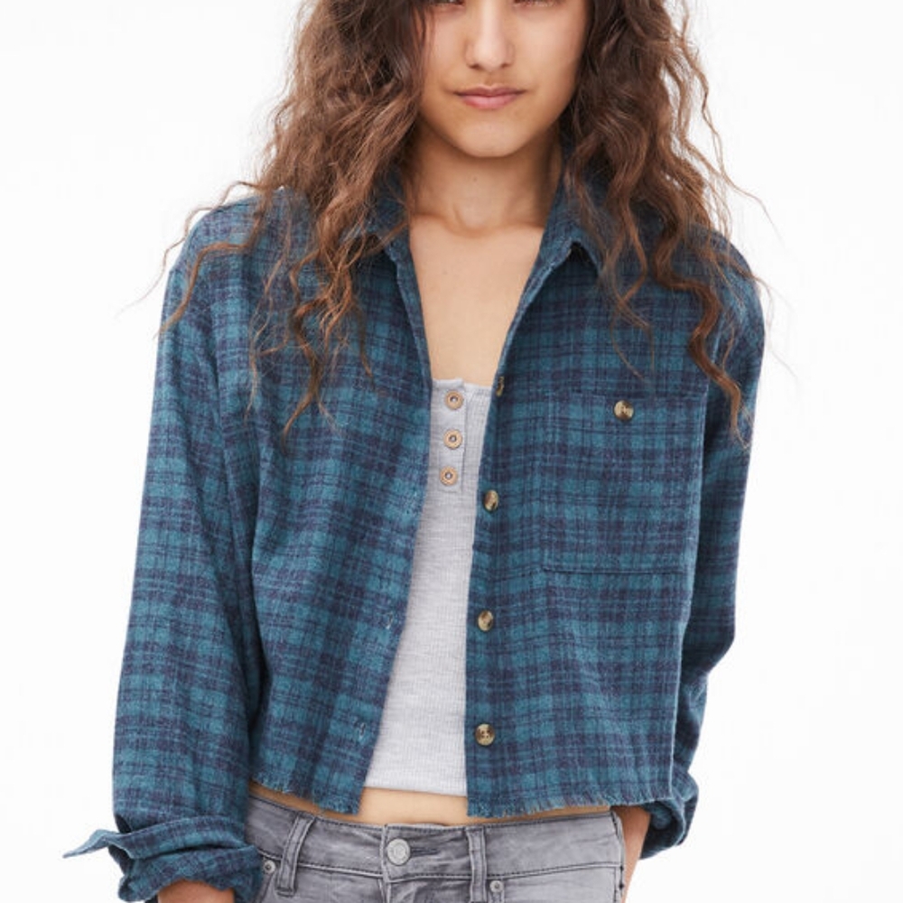 Aeropostale Plaid Cropped Button-Down Shirt